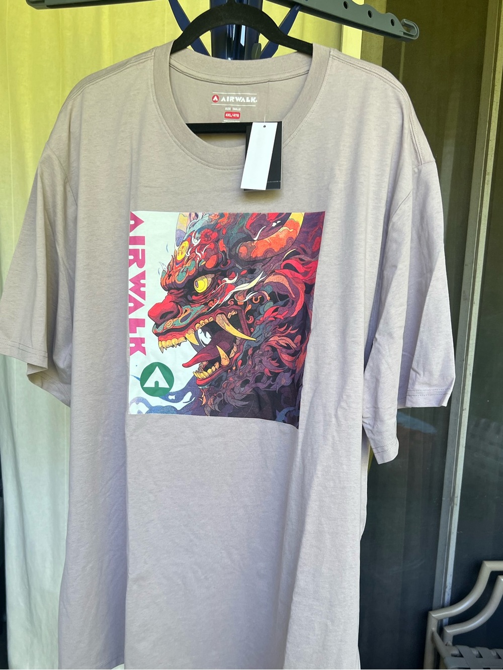 Airwalk Men’s Graphic T-Shirt in Light Gray